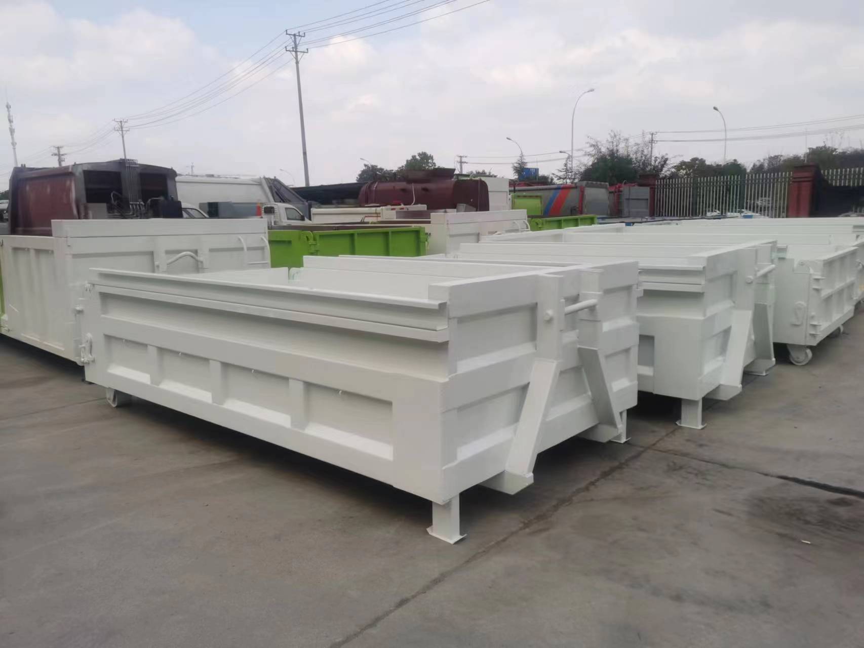 hook lift bin